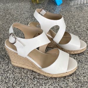 Steve Madden white wedge Sandals